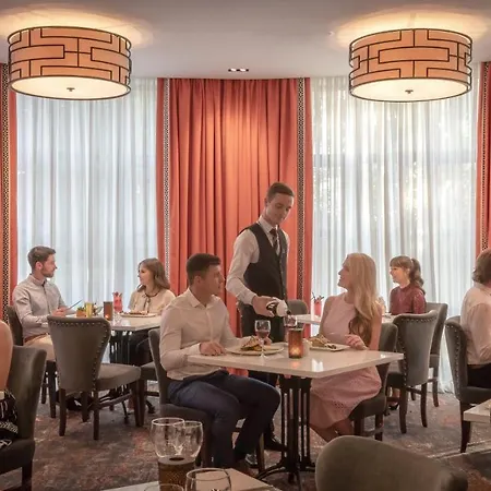 Апартаменты Castletroy Park Лимерик