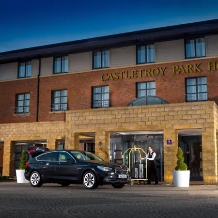 Апартаменты Castletroy Park *